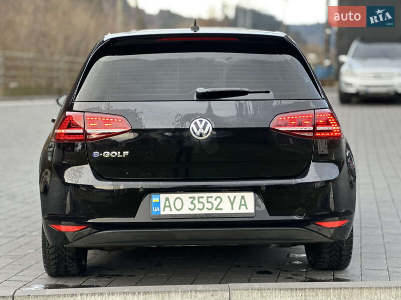 Хэтчбек Volkswagen e-Golf 2015 в Мукачево фото 6 Хэтчбек Volkswagen e-Golf 2015 в Мукачево