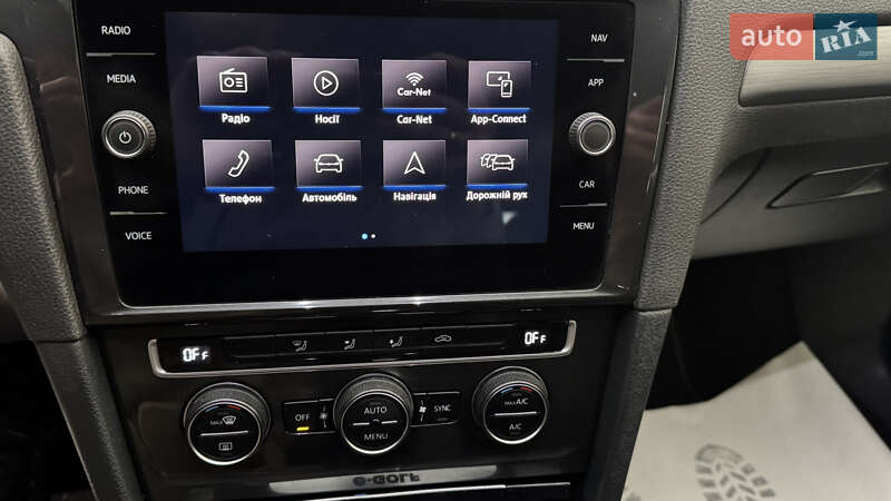 Хэтчбек Volkswagen e-Golf 2021 в Сваляве