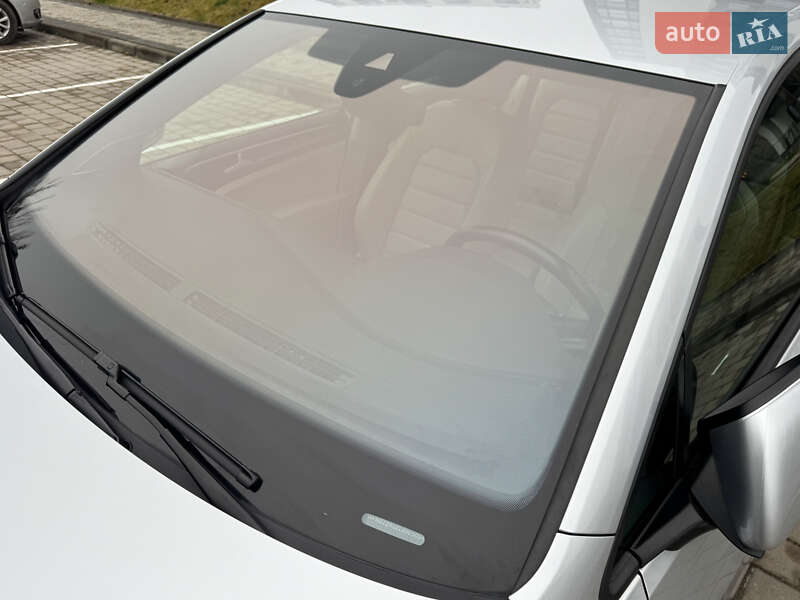 Хэтчбек Volkswagen e-Golf 2019 в Луцке