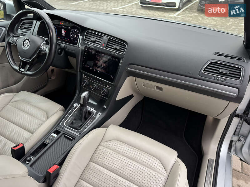 Хэтчбек Volkswagen e-Golf 2019 в Луцке