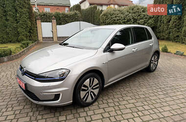 Хетчбек Volkswagen e-Golf 2016 в Рівному