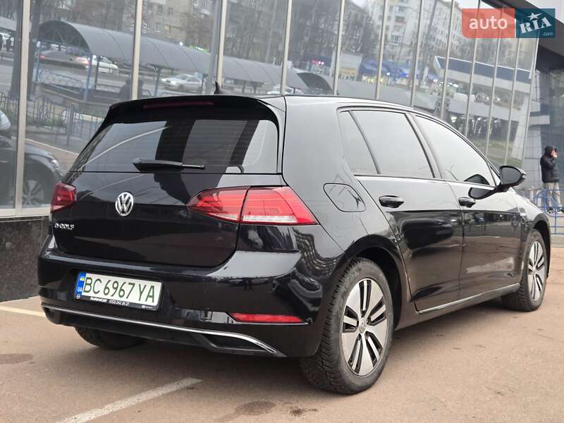 Хэтчбек Volkswagen e-Golf 2019 в Киеве