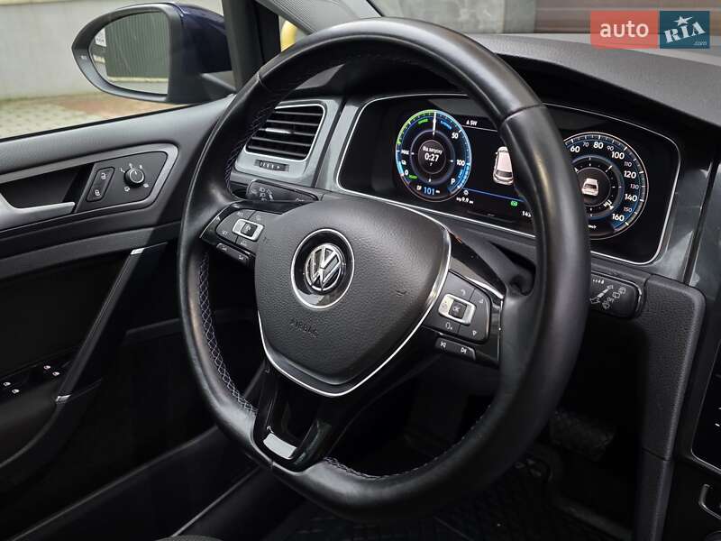 Хэтчбек Volkswagen e-Golf 2018 в Тернополе фото 38 Хэтчбек Volkswagen e-Golf 2018 в Тернополе