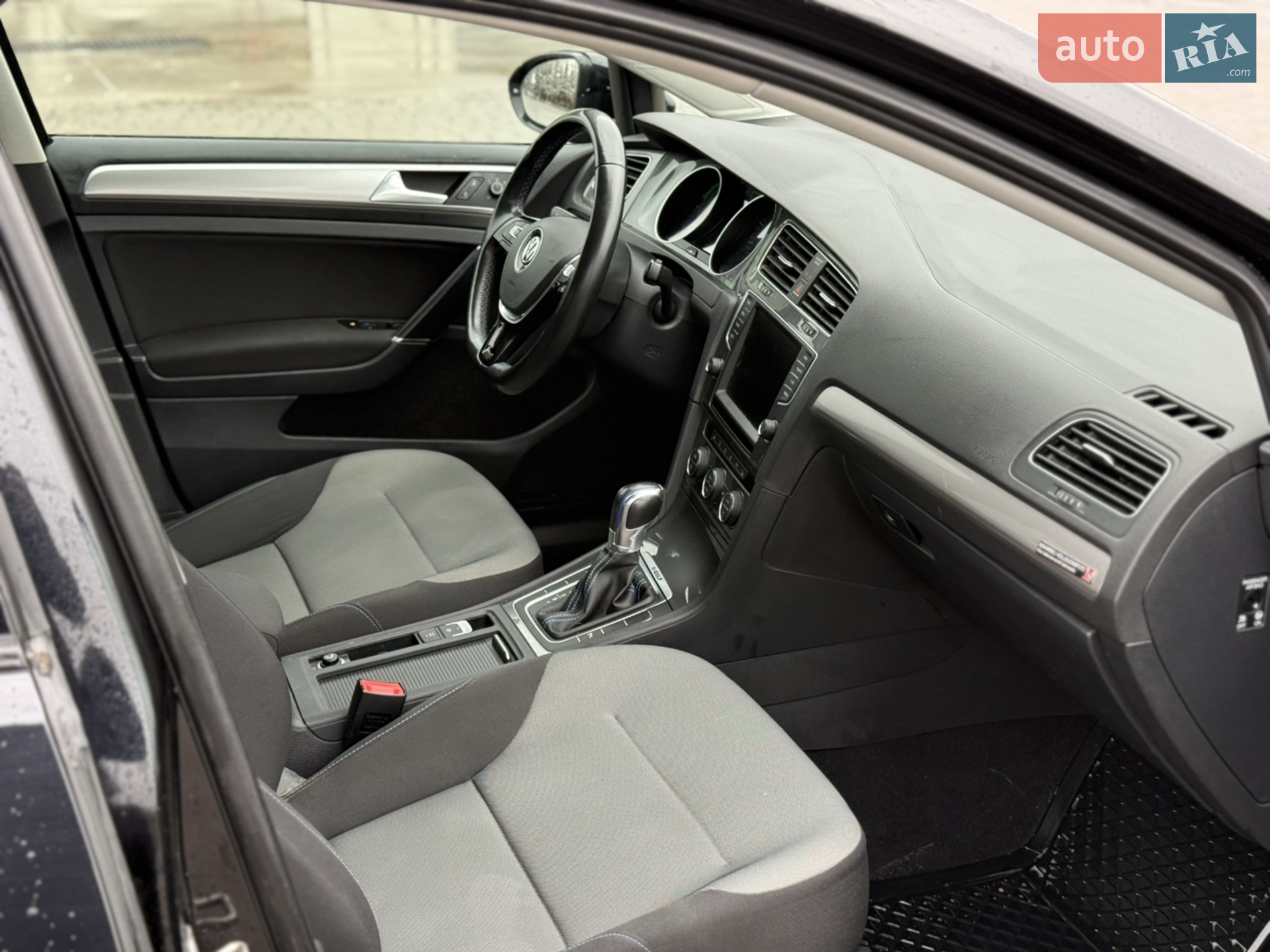 2016 Volkswagen Golf - мініатюра 16