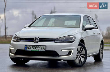 Хэтчбек Volkswagen e-Golf 2018 в Харькове