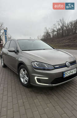 Хэтчбек Volkswagen e-Golf 2016 в Тернополе