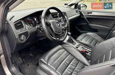 Хэтчбек Volkswagen e-Golf 2015 в Броварах