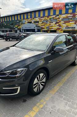 Хэтчбек Volkswagen e-Golf 2020 в Львове