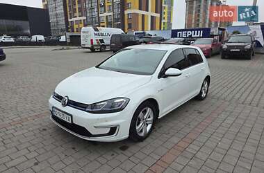Хэтчбек Volkswagen e-Golf 2018 в Тернополе