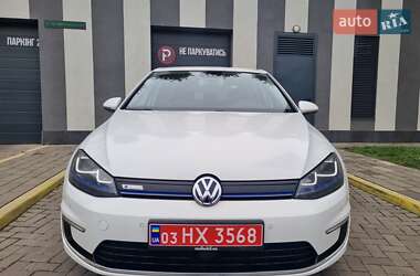 Хэтчбек Volkswagen e-Golf 2015 в Львове