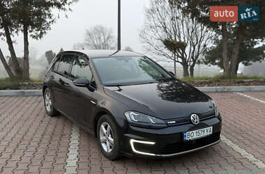 Хэтчбек Volkswagen e-Golf 2015 в Тернополе