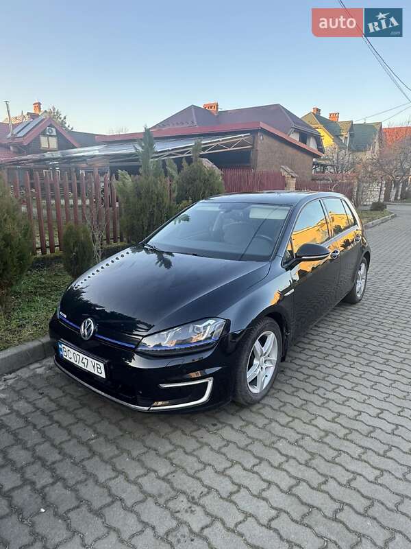 Хетчбек Volkswagen e-Golf 2016 в Львові