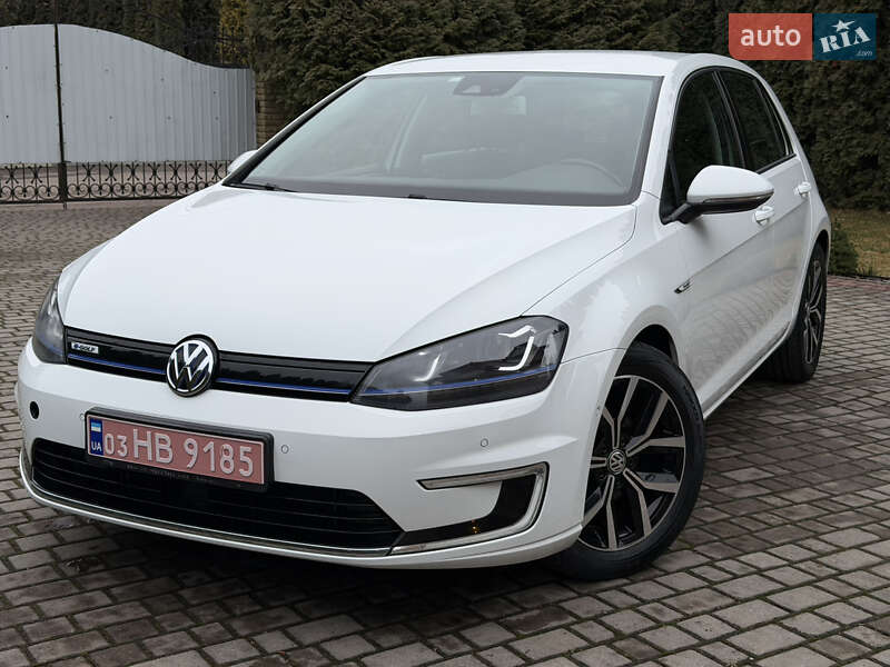 Хетчбек Volkswagen e-Golf 2015 в Рівному