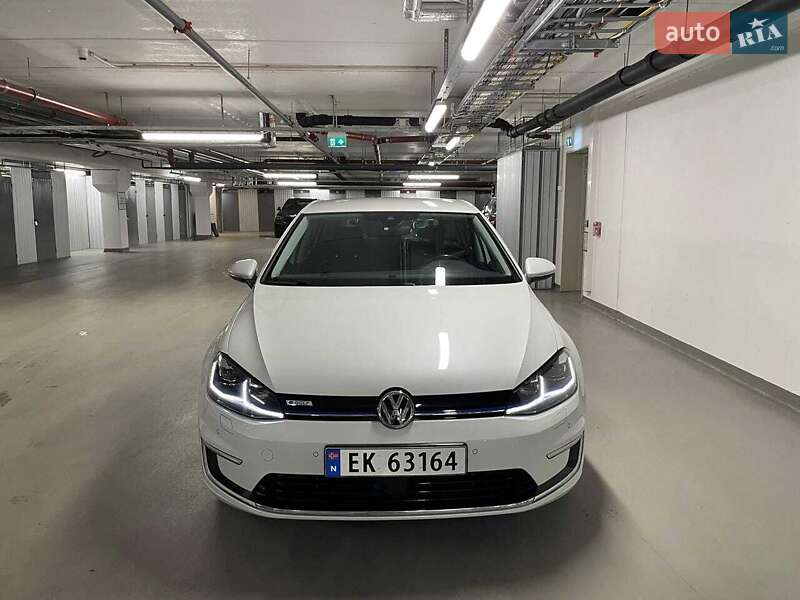 Хетчбек Volkswagen e-Golf 2017 в Полтаві