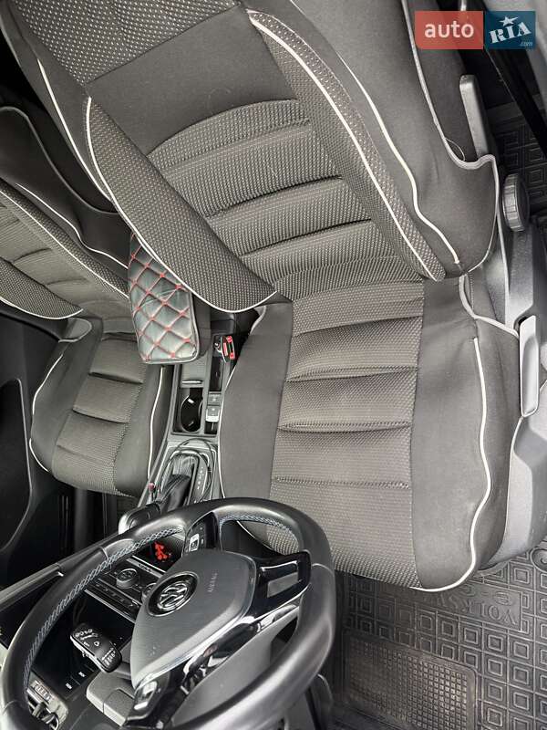 Хэтчбек Volkswagen e-Golf 2020 в Львове фото 16 Хэтчбек Volkswagen e-Golf 2020 в Львове