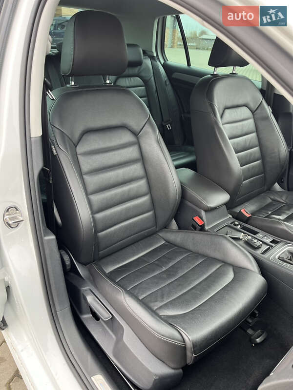 Хэтчбек Volkswagen e-Golf 2015 в Ковеле