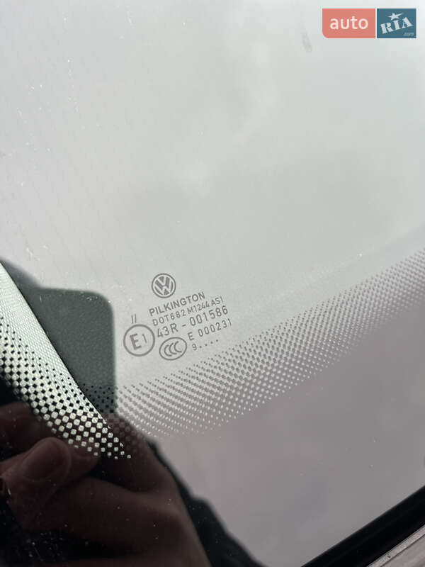 Хэтчбек Volkswagen e-Golf 2015 в Ковеле