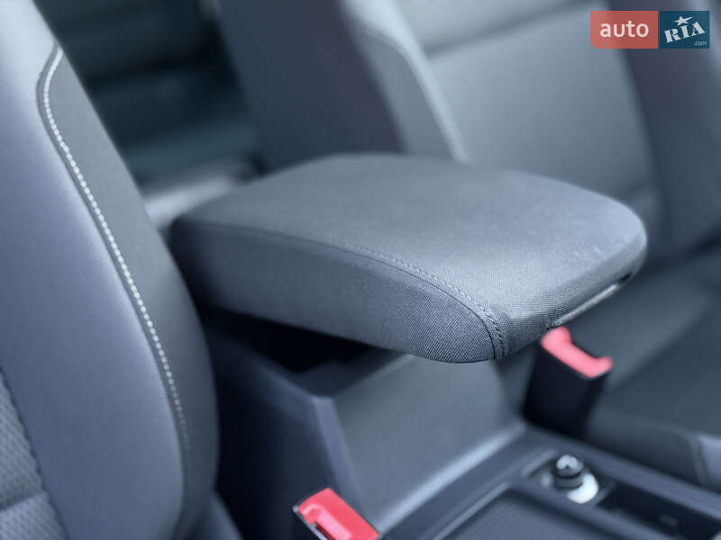 Хэтчбек Volkswagen e-Golf 2018 в Ковеле