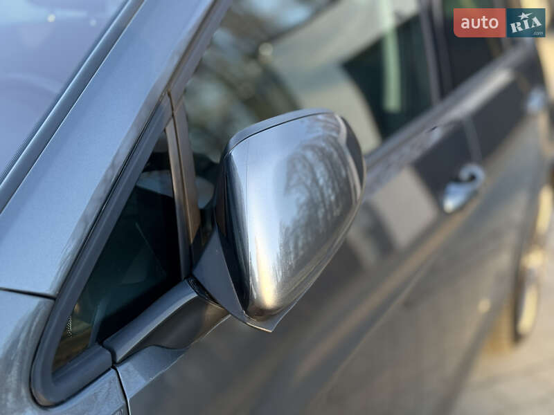 Хэтчбек Volkswagen e-Golf 2018 в Ковеле