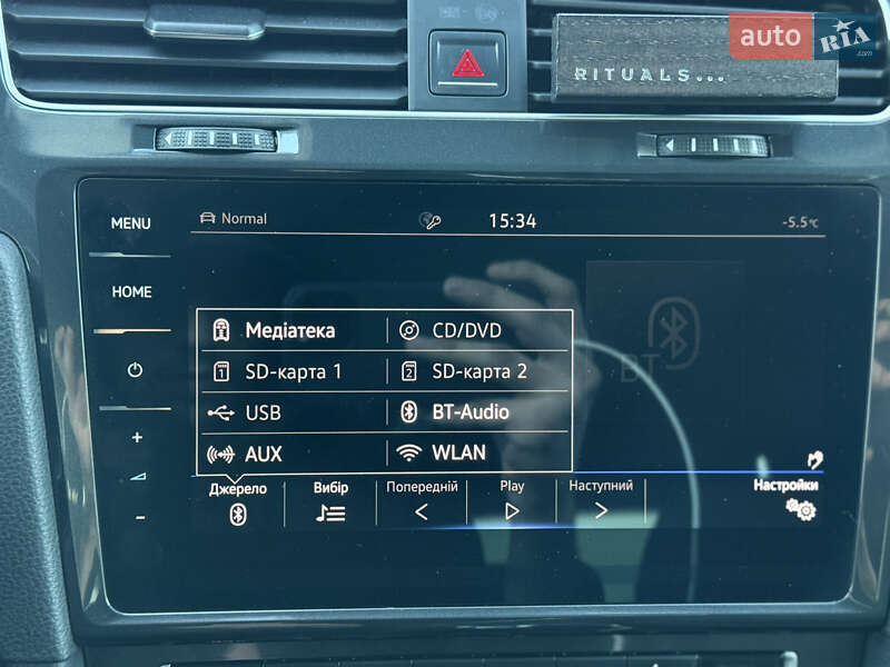 Хэтчбек Volkswagen e-Golf 2018 в Ковеле