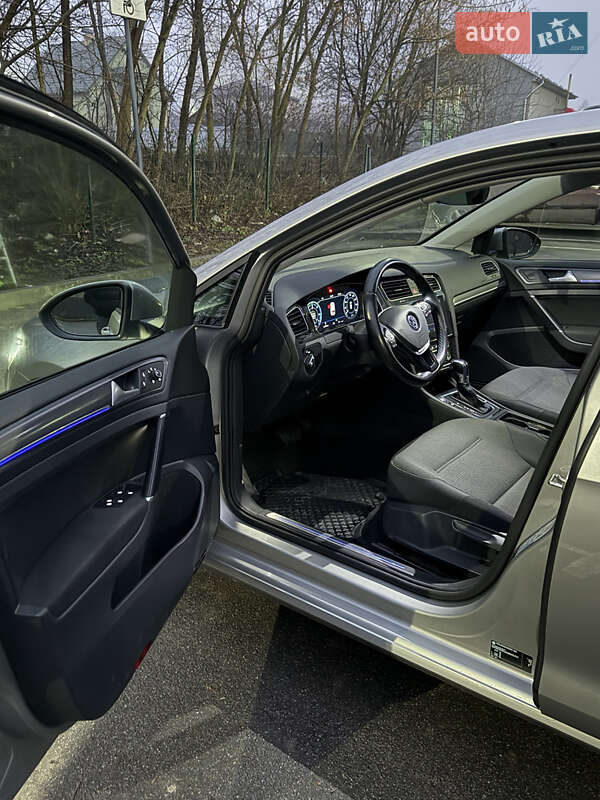 Хетчбек Volkswagen e-Golf 2018 в Кам'янець-Подільському