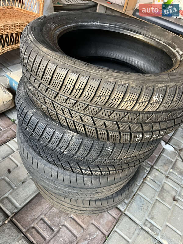 Хэтчбек Volkswagen e-Golf 2017 в Ужгороде