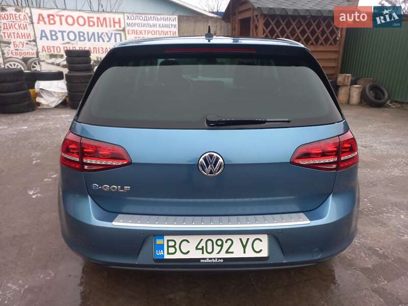 Хетчбек Volkswagen e-Golf 2015 в Шептицькому