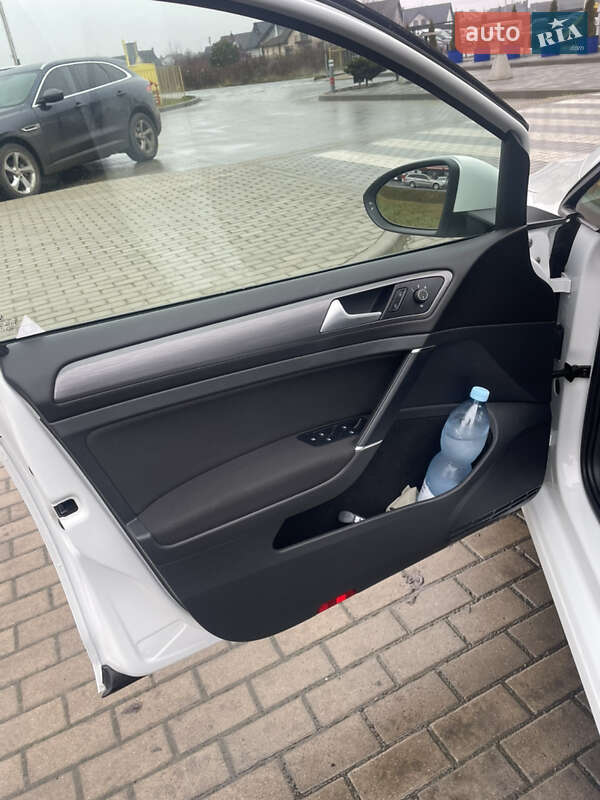 Хетчбек Volkswagen e-Golf 2020 в Луцьку