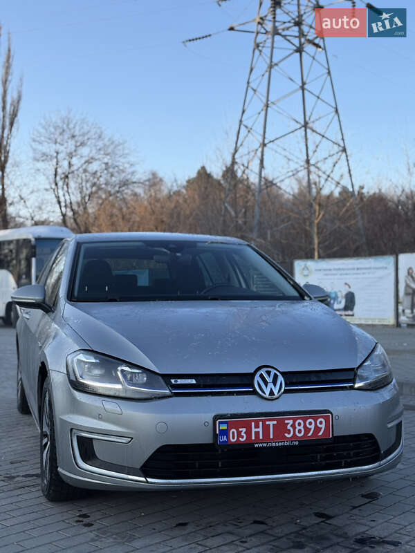 Хетчбек Volkswagen e-Golf 2018 в Кам'янець-Подільському