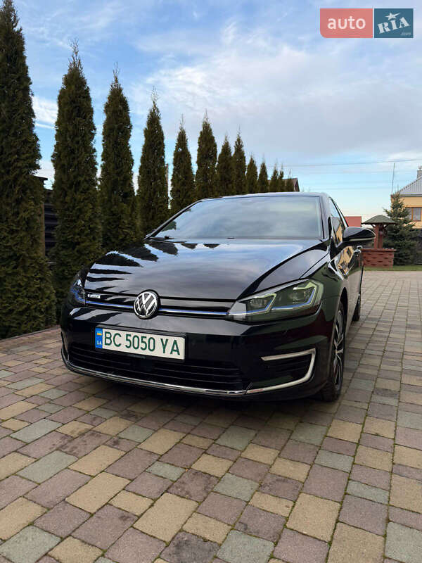 Хэтчбек Volkswagen e-Golf 2019 в Львове