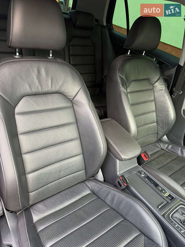 Хэтчбек Volkswagen e-Golf 2019 в Львове