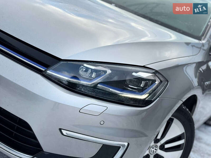 Хэтчбек Volkswagen e-Golf 2017 в Трускавце