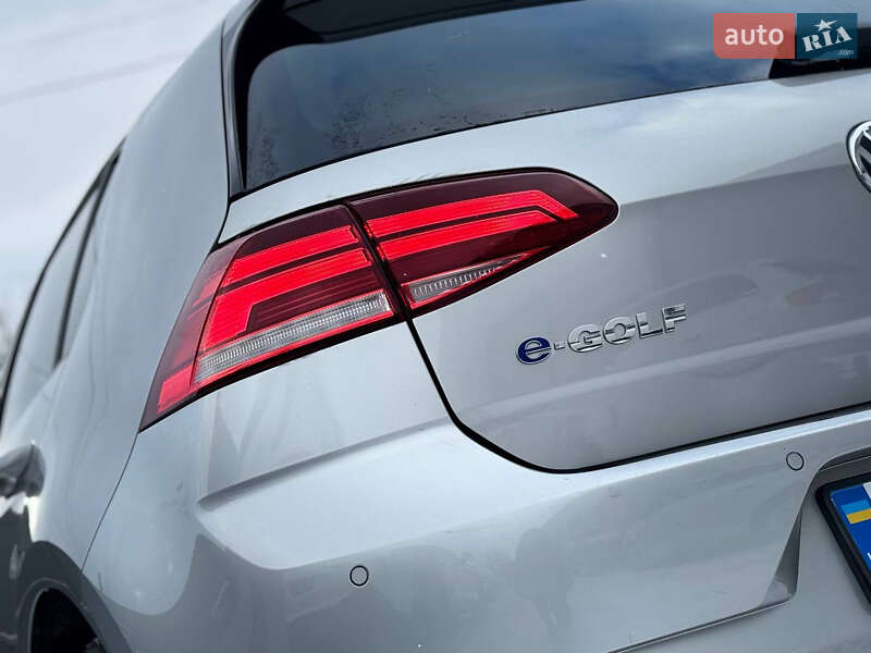 Хэтчбек Volkswagen e-Golf 2017 в Трускавце