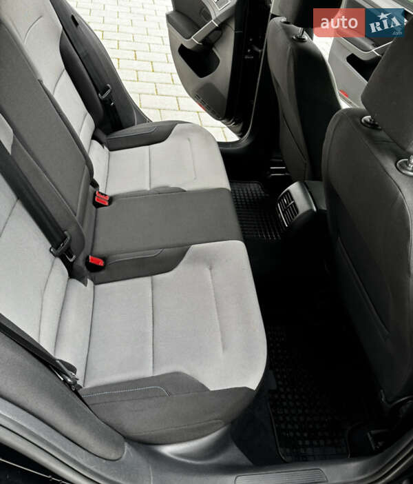 Хетчбек Volkswagen e-Golf 2014 в Рівному