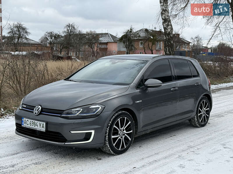 Хетчбек Volkswagen e-Golf 2018 в Володимирі фото 7 Хетчбек Volkswagen e-Golf 2018 в Володимирі