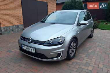 Хетчбек Volkswagen e-Golf 2015 в Полтаві