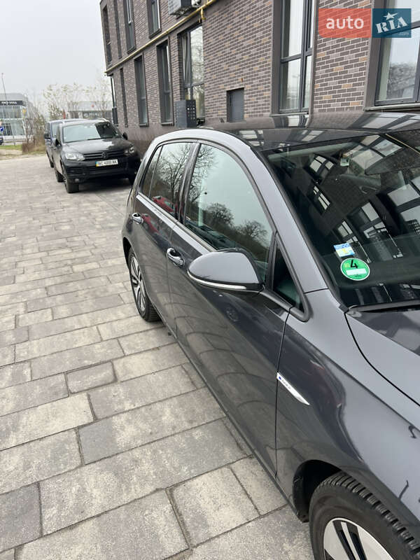 Хетчбек Volkswagen e-Golf 2020 в Львові