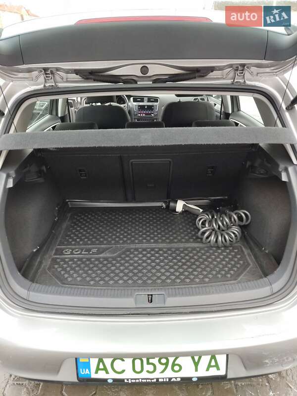 Хэтчбек Volkswagen e-Golf 2014 в Ковеле