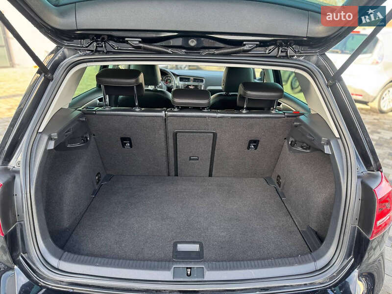 Хетчбек Volkswagen e-Golf 2015 в Дрогобичі