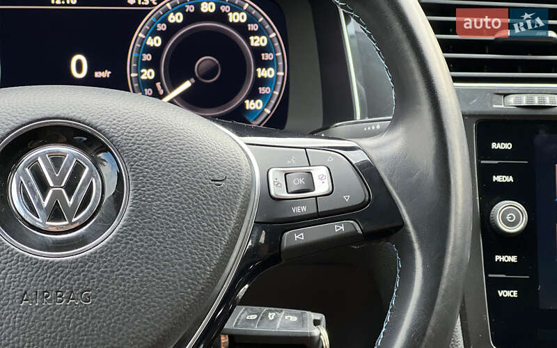 Хетчбек Volkswagen e-Golf 2019 в Львові фото 13 Хетчбек Volkswagen e-Golf 2019 в Львові