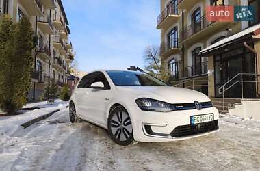 Хетчбек Volkswagen e-Golf 2014 в Львові