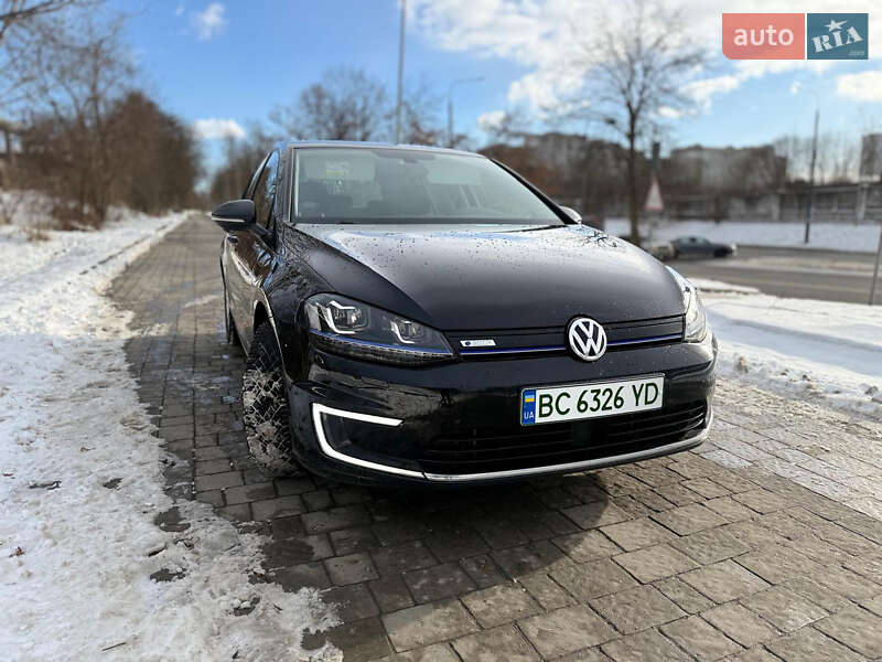 Volkswagen e-Golf 2016