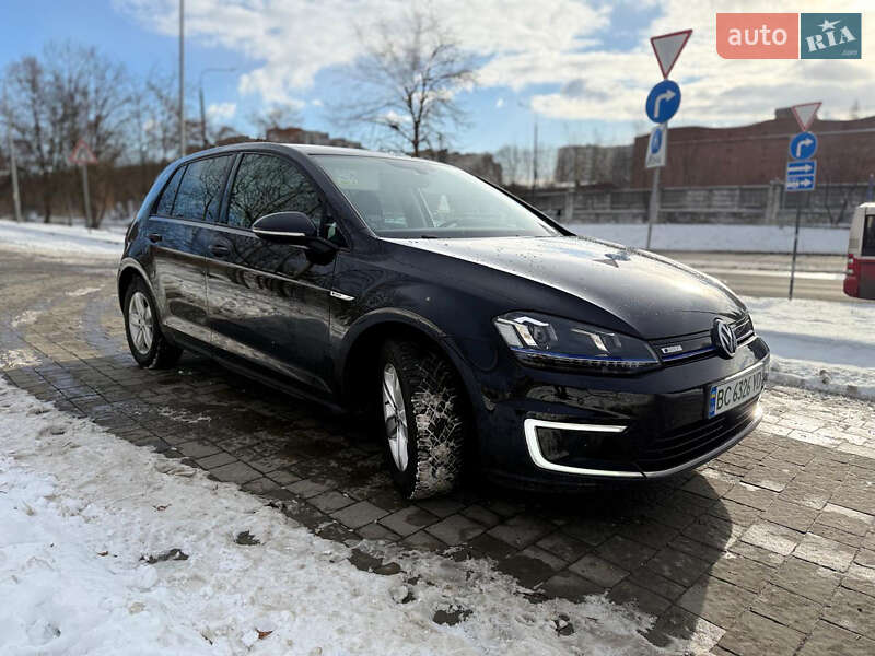 Хетчбек Volkswagen e-Golf 2016 в Львові