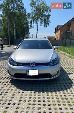 Хэтчбек Volkswagen e-Golf 2016 в Виннице