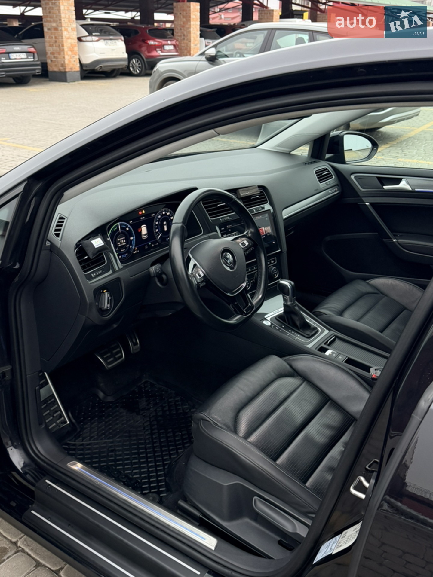 2017 Volkswagen Golf - мініатюра 9