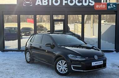 Хэтчбек Volkswagen e-Golf 2020 в Киеве