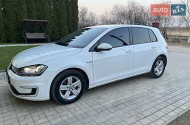 Хэтчбек Volkswagen e-Golf 2015 в Дрогобыче