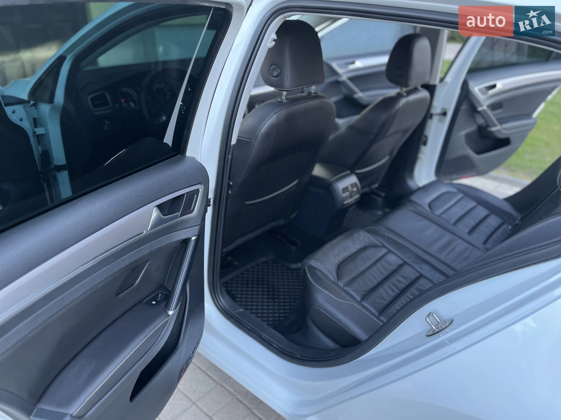 2015 Volkswagen Golf - мініатюра 17