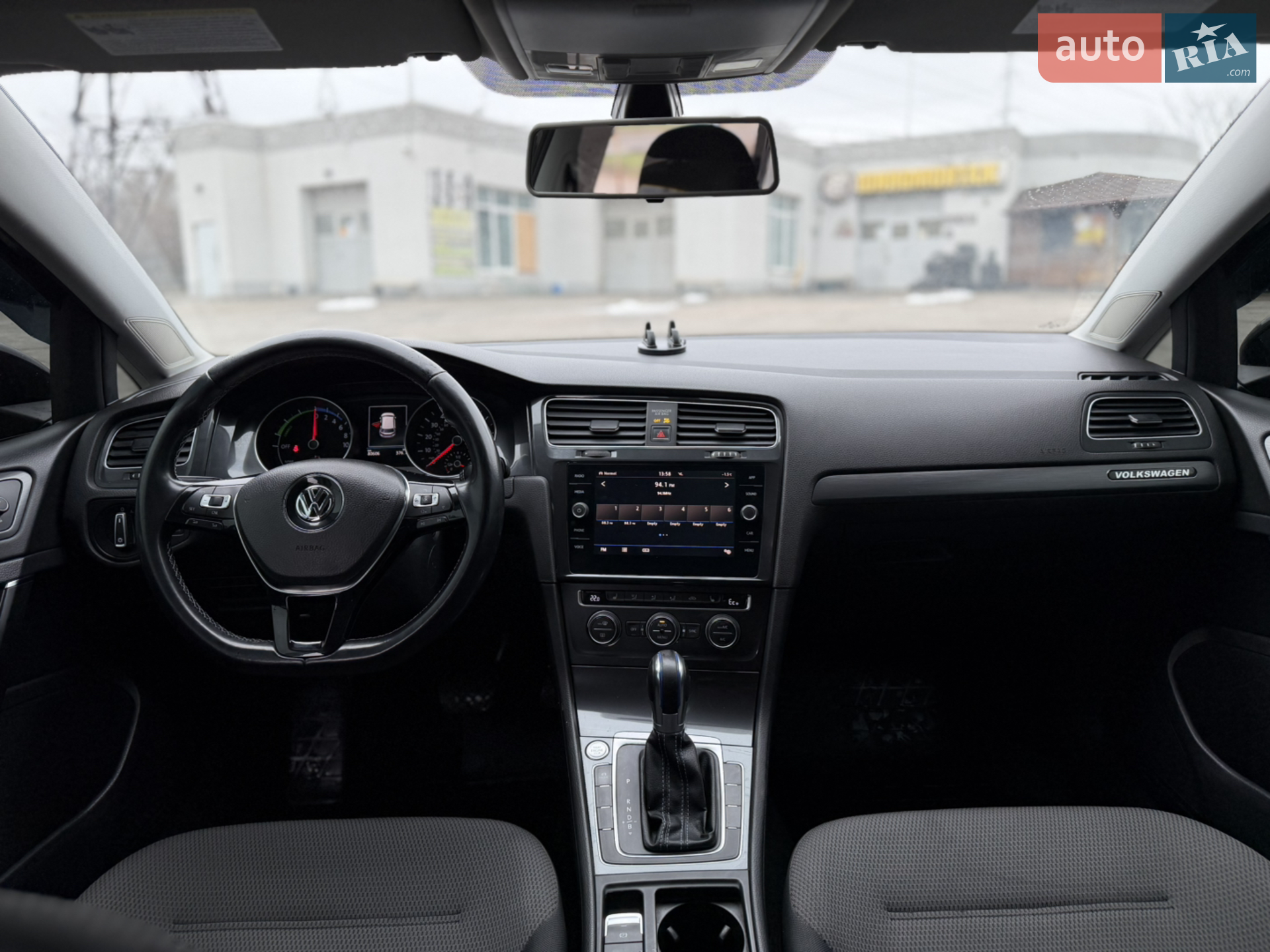 2017 Volkswagen Golf - мініатюра 12