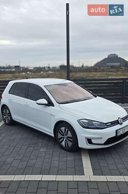 Хэтчбек Volkswagen e-Golf 2017 в Мукачево